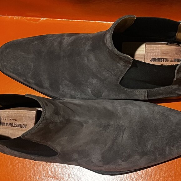 Magnanni Chelsea Boots - Suede - BURLO - Mint Condition w/ Original Box - Picture 5 of 6